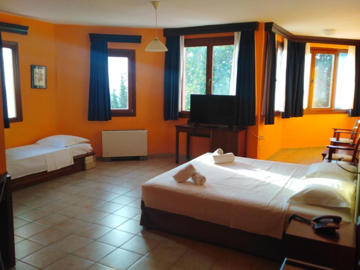 Roxani Country House Resort Marónia Buitenkant foto